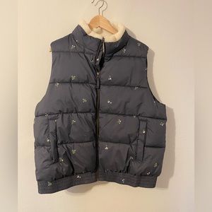 Universal Thread puffy vest